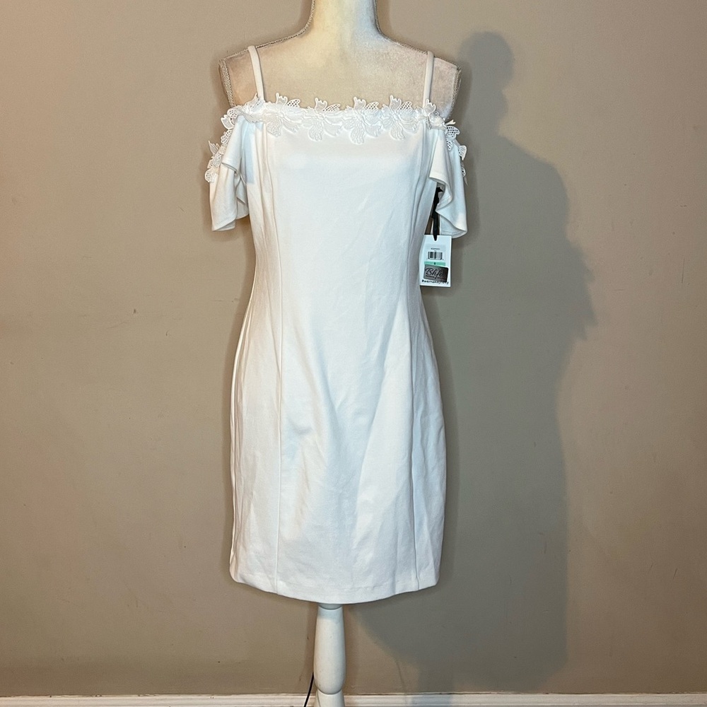 💃🏻Kensie Sheath Dress with Flutter Sleeves - Picture 2 of 6
